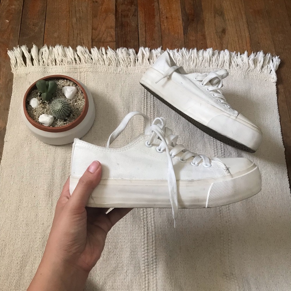 PLATFORM SNEAKERS